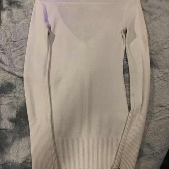 Aeropostale Sweater Size small - Picture 4 of 4